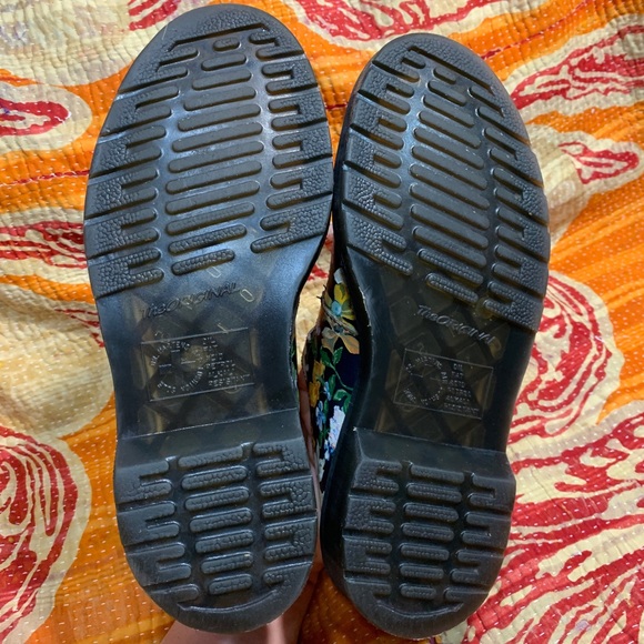 Dr Martens Wanderlust Mary Jane Floral Shoes - Picture 6 of 8